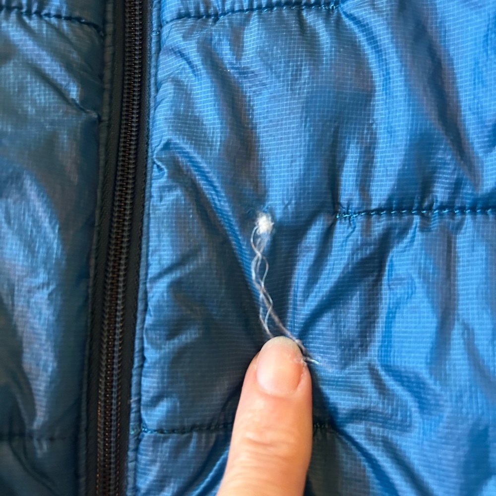 Men’s Patagonia Blue Nano Puff Jacket - Picture 2 of 6